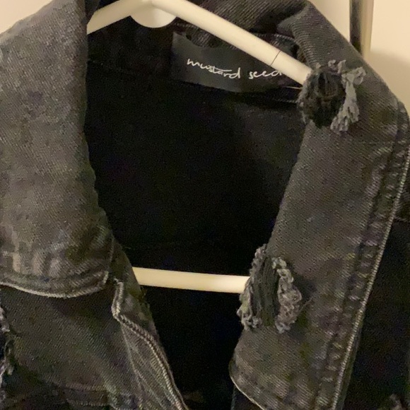 Distressed black denim jacket small - Picture 3 of 7